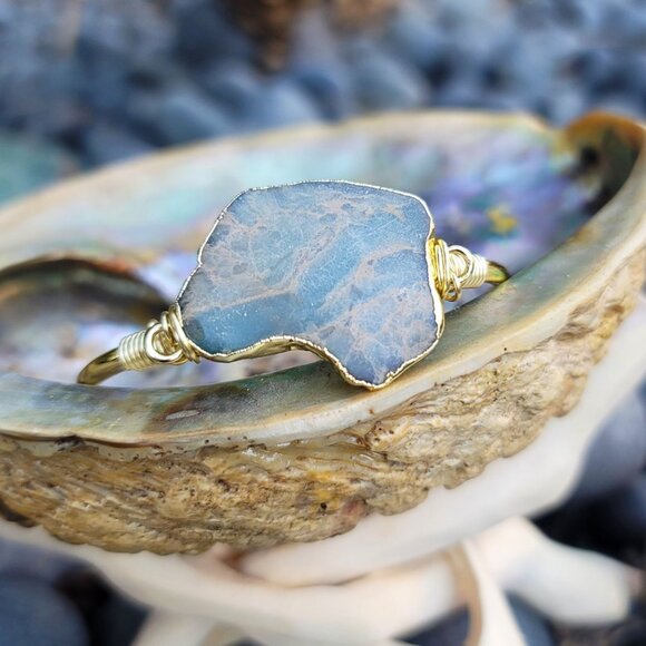 Ocean Jasper Wire Wrap Cuff – 14Kt Gold Over Copper – Emotional Flow Talisman - Picture 3 of 6